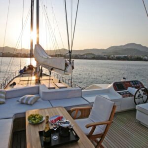 Deluxe Gulet 4 Cabins – 8 Guests