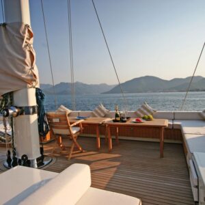 Deluxe Gulet 4 Cabins – 8 Guests
