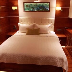 Deluxe Gulet 6 Cabins – 12 Guests