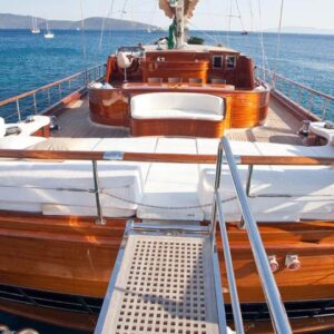 Deluxe Gulet 6 Cabins – 12 Guests