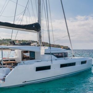 Lagoon Catamaran 6 Cabins – 12 Guests