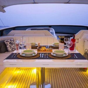 Luxury Motoryacht 3 Cabins – 6 Guests