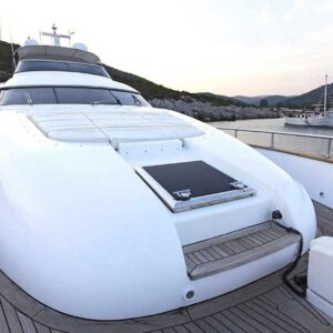 Luxury Motoryacht 3 Cabins – 6 Guests