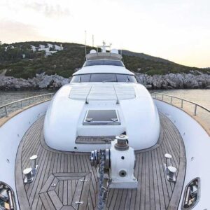 Luxury Motoryacht 3 Cabins – 6 Guests