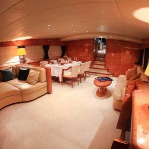 Luxury Motoryacht 4 Cabins – 8 Guests