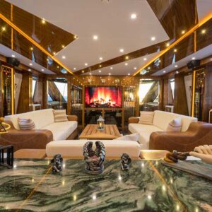 Motosailer Deluxe 5 Cabins – 10 Guests