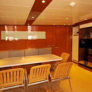 Motosailer Luxury 6 Cabins – 12 Guests