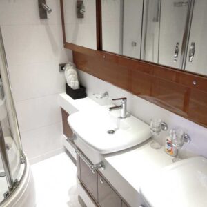 Motosailer Luxury 6 Cabins – 12 Guests